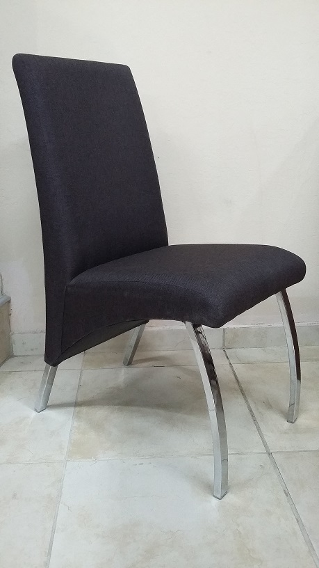 Silla Lara tapizada en Tela